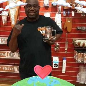 Meet your Posher, Reginald